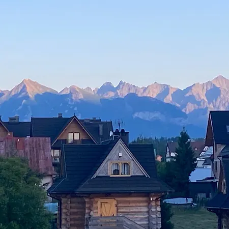 Dw Lomnica Gæstehus