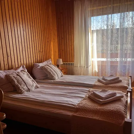 Dw Lomnica Gæstehus *